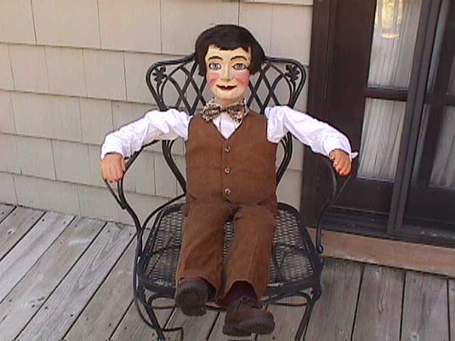 Ventriloquist Central - Mack Figure